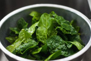 Come mantenere verdi le verdure lessate