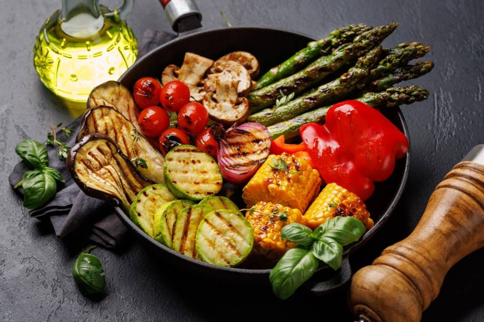 verdure marinate: zucchine, peperoni, melanzane