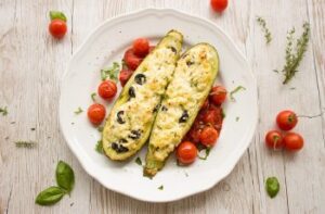 zucchine ripiene a barchetta versione vegetariana